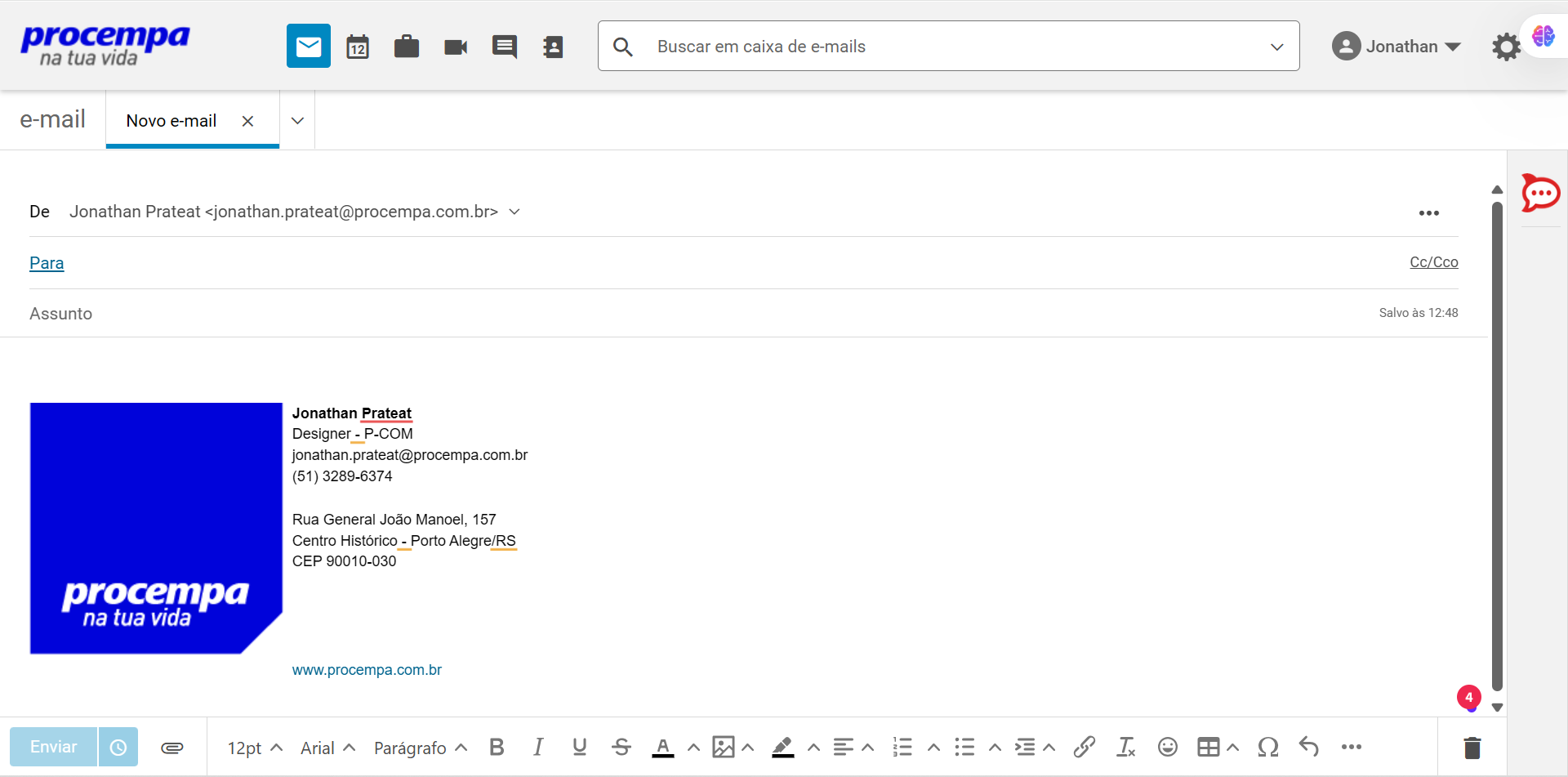Print da interface da plataforma de e-mail Zimbra, onde se vê uma mensagem em branco com a assinatura de e-mail do designer de comunicação da empresa, utilizando a assinatura "Selo"